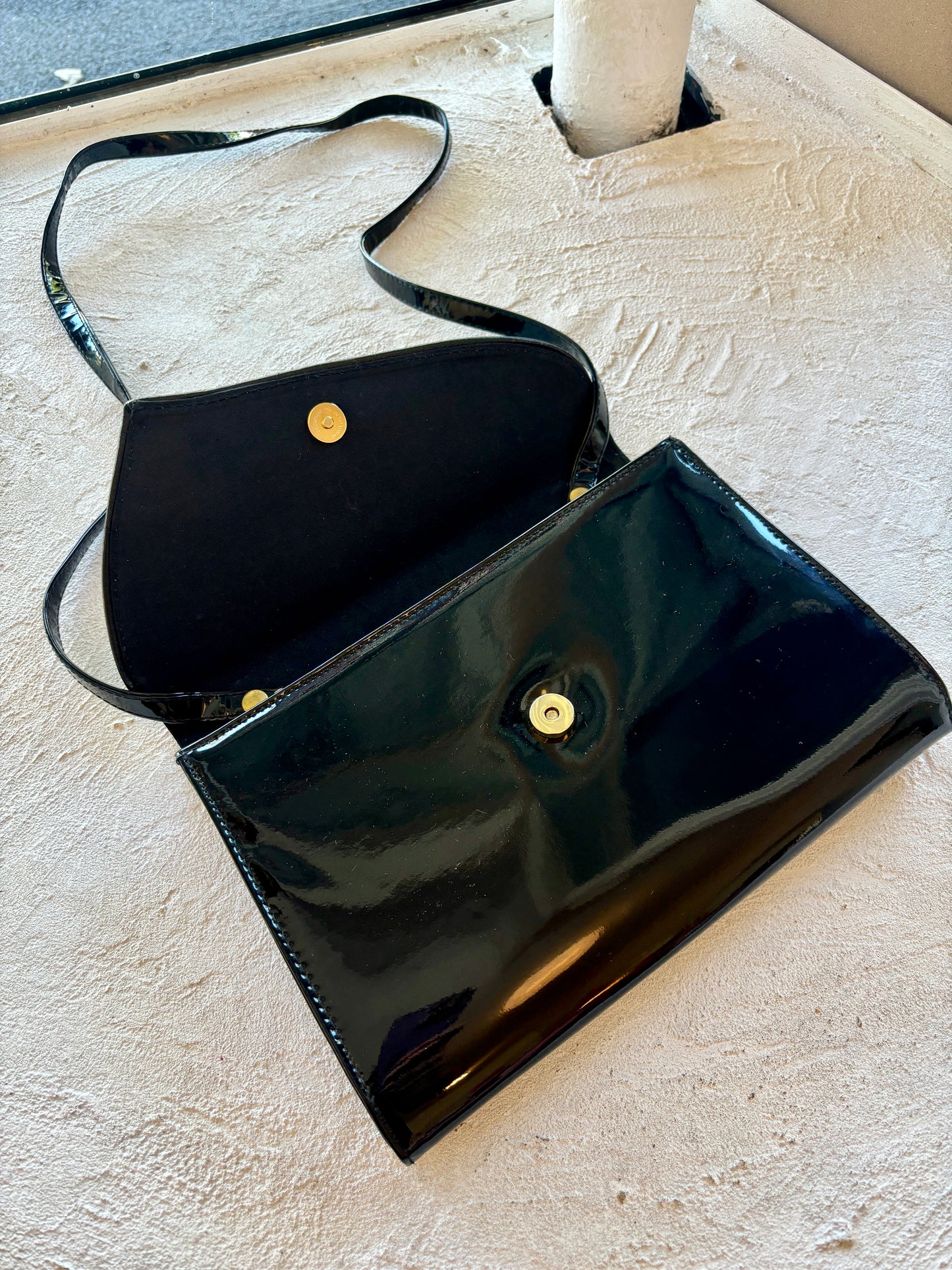 Patent Bow Bag